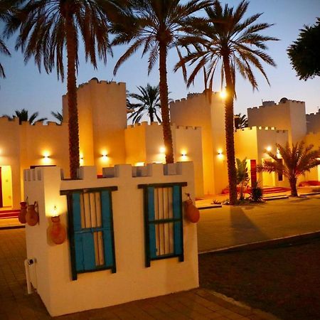 Coastline Resort Al-Musannah Extérieur photo