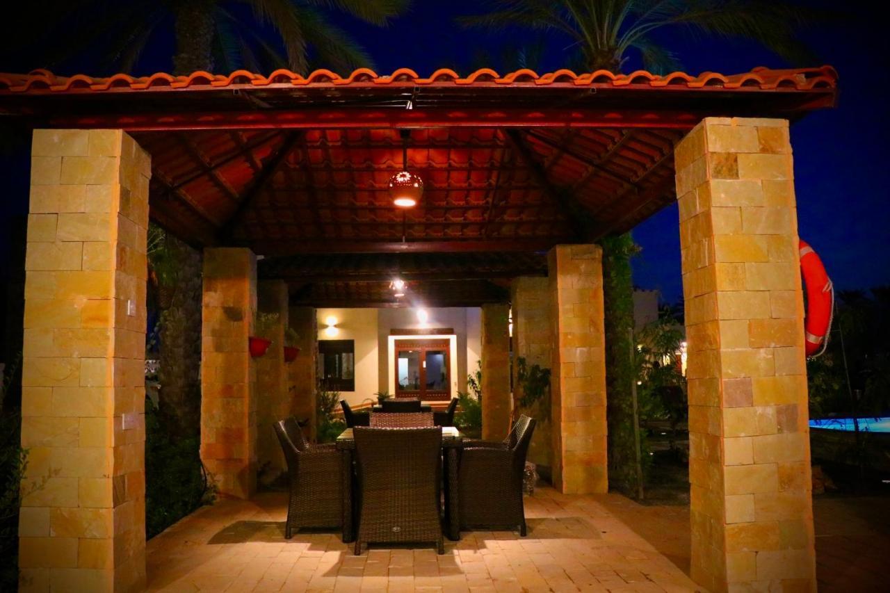 Coastline Resort Al-Musannah Extérieur photo