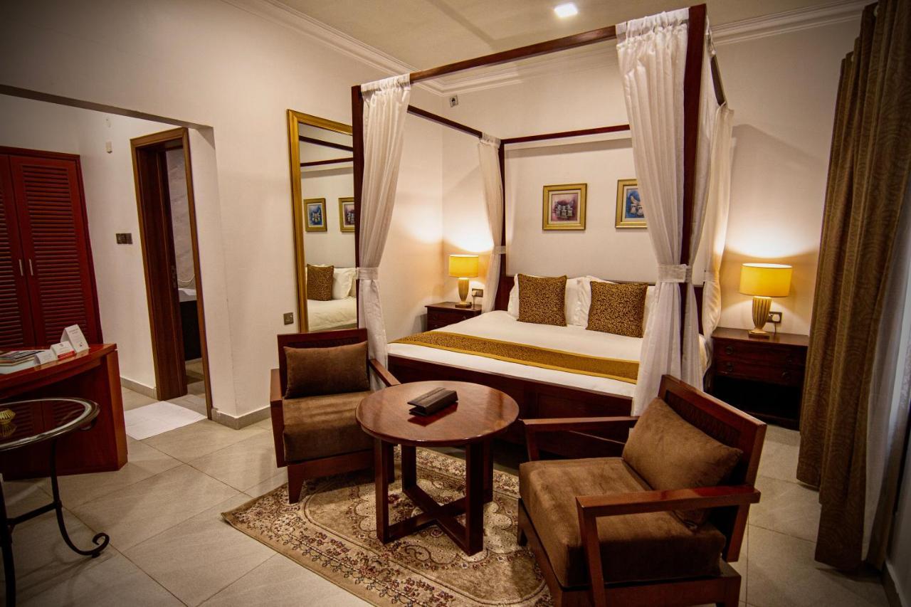 Coastline Resort Al-Musannah Extérieur photo