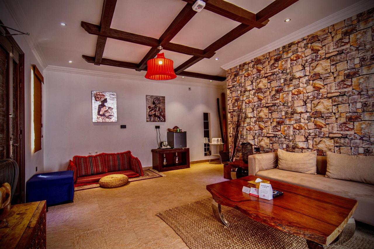 Coastline Resort Al-Musannah Extérieur photo