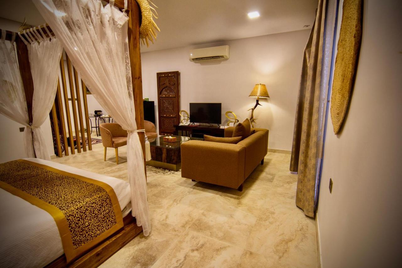 Coastline Resort Al-Musannah Extérieur photo