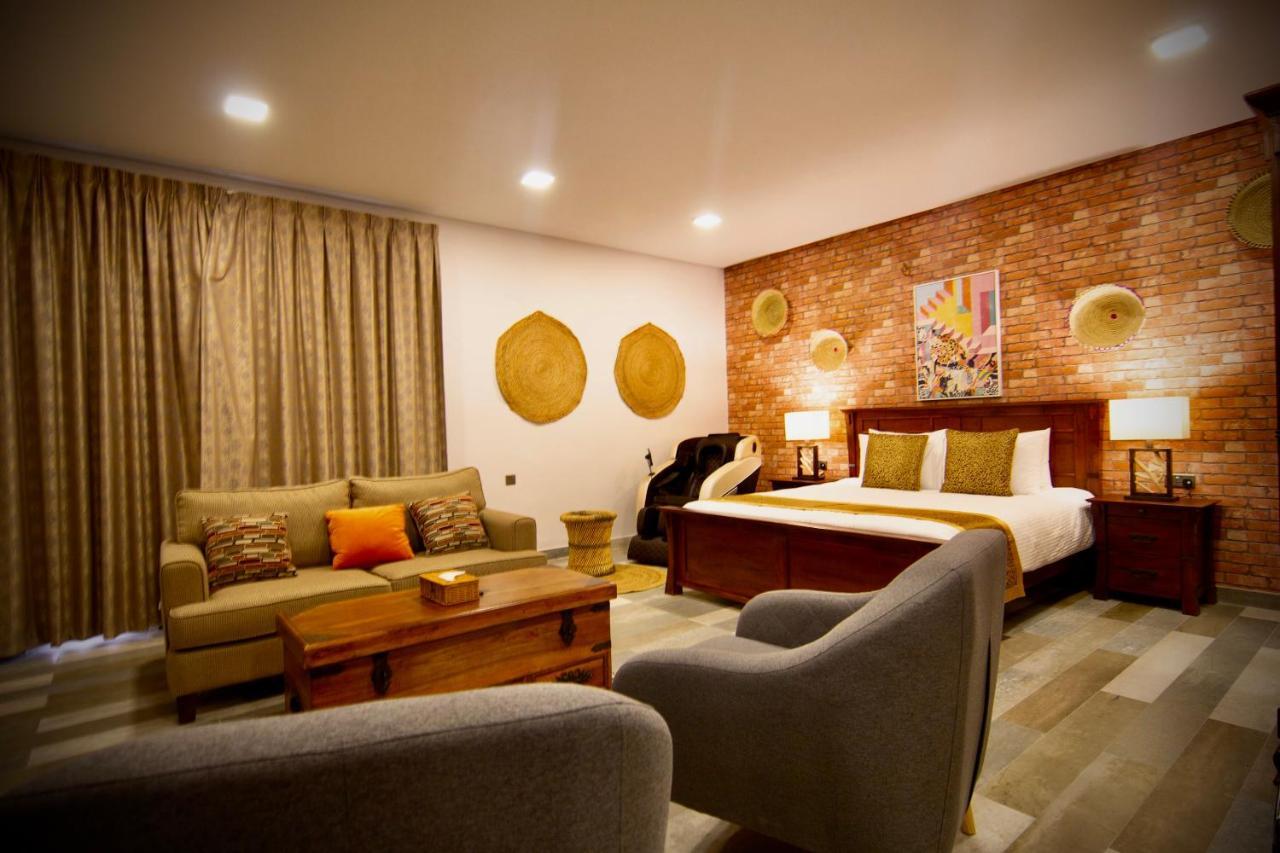Coastline Resort Al-Musannah Extérieur photo